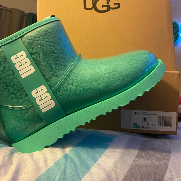 UGG Shoes Kid Size Ugg Boots Poshmark